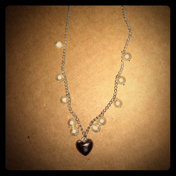 Heart charm necklace
