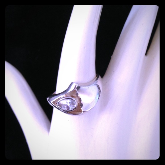Jewelry - Sterling ring 925 with oval CZ size 8