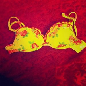 Floral push up bikini top 🎀💎