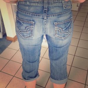 Big Star Maddie capris size 31, super cute.