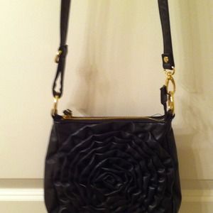 REDUCED!! Steve Madden Rose Shoulder Bag