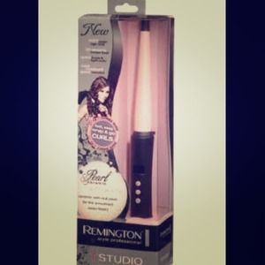 ✳REDUCED✳ 1" to 1.5" Remington Curling Wand