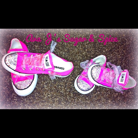 Selling my pair :-( they don't fit boooo