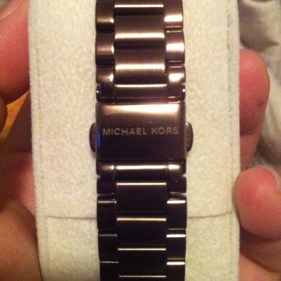 Sold------sold. - Picture 3 of 4