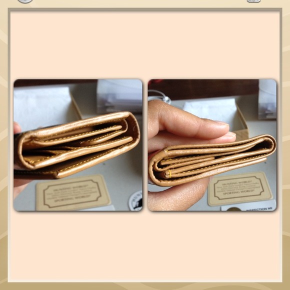 💯 Authentic hunting world bi fold wallet - Picture 4 of 4