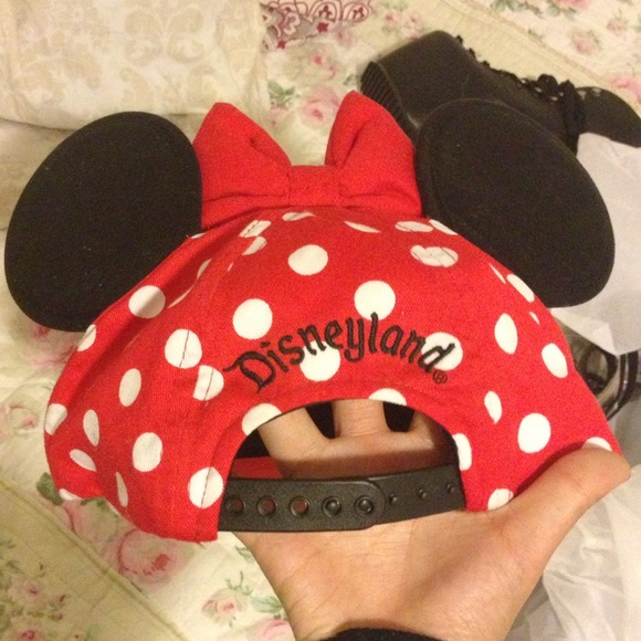 disney Accessories - Disneyland Minnie Mouse ears SnapBack hat disney Accessories - Disneyland Minnie Mouse ears SnapBack hat