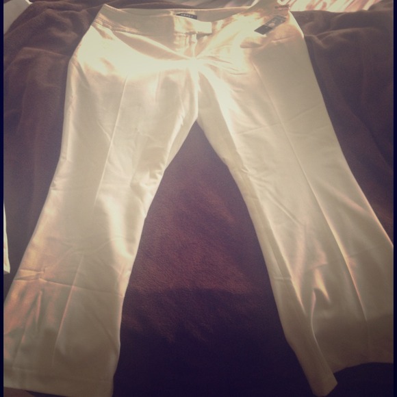 NWT cream dress pants. Size 20w.