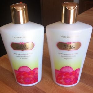 Hello darling Victoria secret brand new bottles