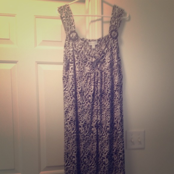 Black and white print maxi dress. Size 1x.