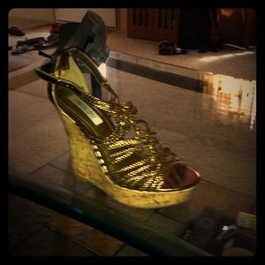 Jennifer Lopez heels😊