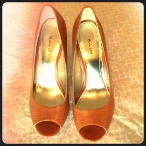 Style &co. Celine peep toe pumps