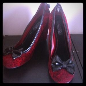 Iron Fist Samhain Wedges Sz 11