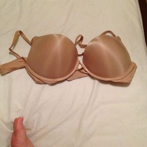Victoria's Secret Bombshell