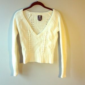 American Eagle White Cable Knit Sweater