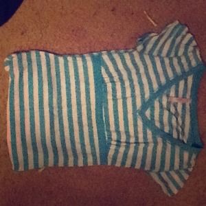 This is a rue 21 shirt size S