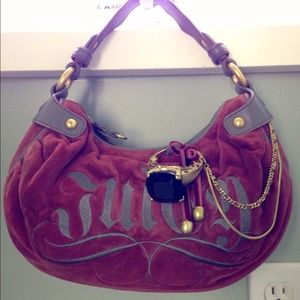 Juicy Couture purse! **On vacation til 7/22**