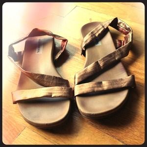 Bronze strappy sandal