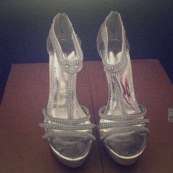 Silver heels!!!!
