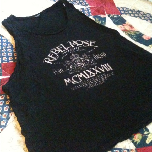 Black baggy tank! 🐼