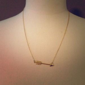 Scotch & Soda arrow necklace