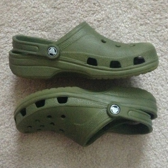 SOLD/BUNDLED Crocs Shoes - Picture 4 of 4