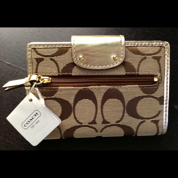 NEW Gold Coach wallet. - Picture 2 of 4