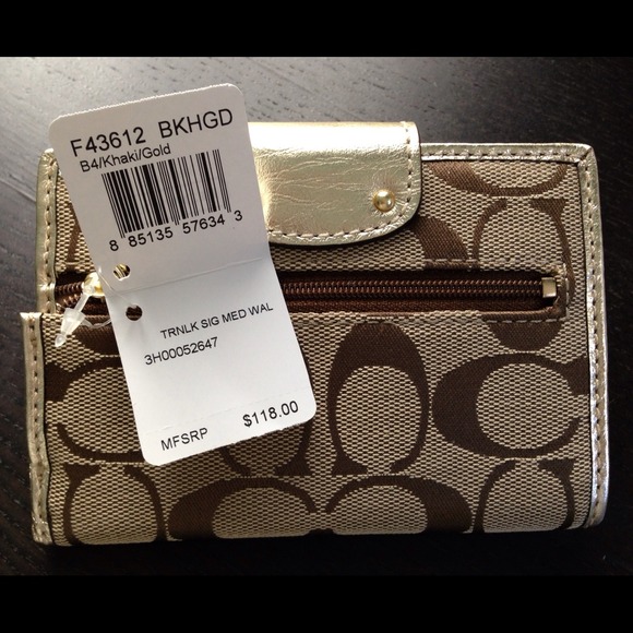NEW Gold Coach wallet. - Picture 4 of 4