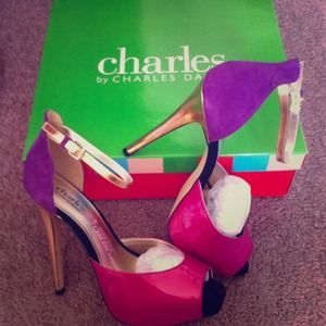 Reduced! *Charles David* high-heeled shoes
