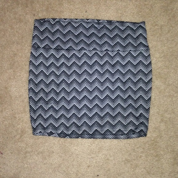 NWOT bandage skirt