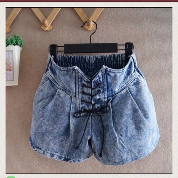 Acid high waist shorts