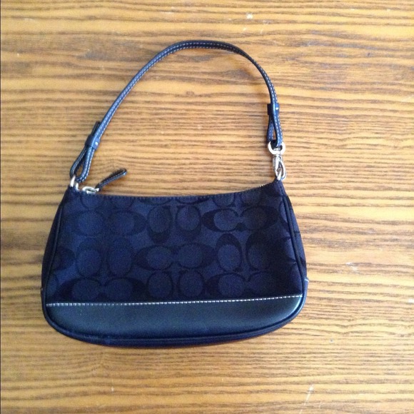 Coach Handbags - Coach hand bag