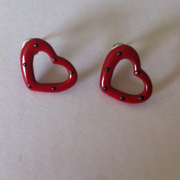 Pair of earrings
