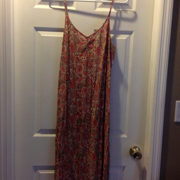 Maxi sundress. - Picture 2 of 4