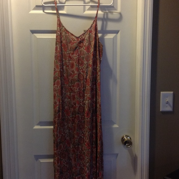 Maxi sundress. - Picture 3 of 4