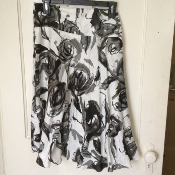 Grace AMELIE Black and White Floral Skirt