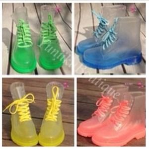 Rubber combat boots