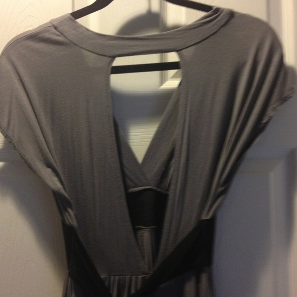 Trendy and sexy - Picture 2 of 4