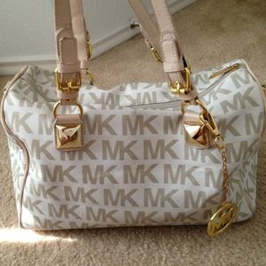 Faux Michael Kors bag