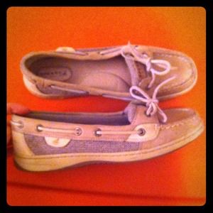 💥SOLD TO @ktheresa24💥