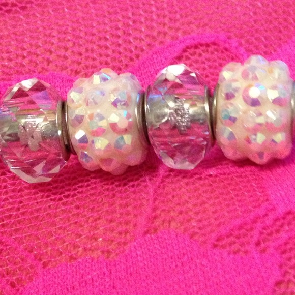 💕Charms - Picture 2 of 3