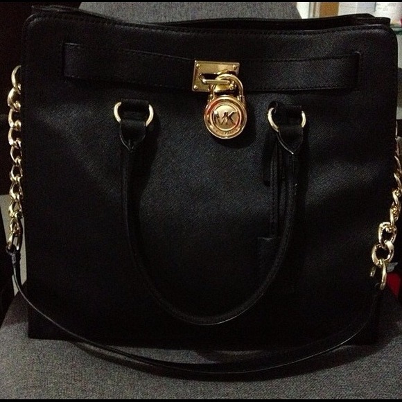 Michael Kors Hamilton Handbag ❤ traded @jbl11310❤