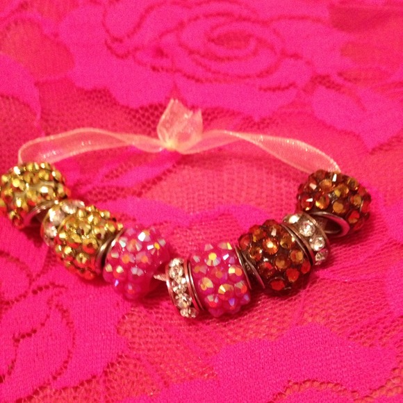 Charms💕💕 - Picture 2 of 4