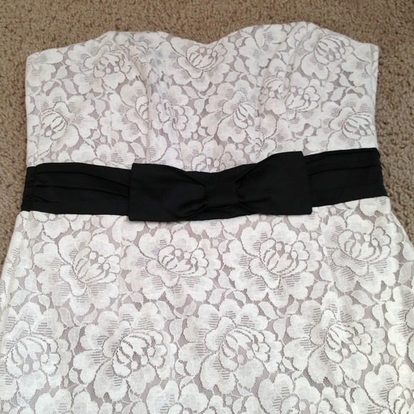 H&M lace dress size 14