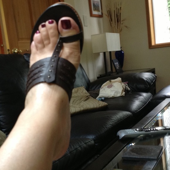 Sandals. SOLD - Picture 4 of 4