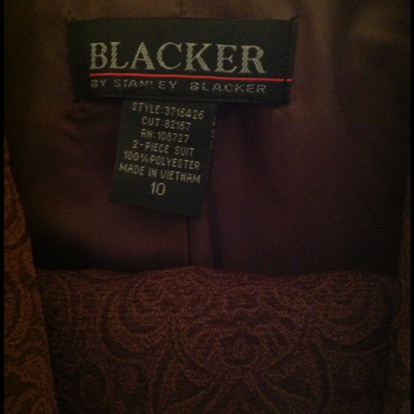 ** REDUCED 💰** Rich chocolate brown Skirt Suit - Picture 4 of 4