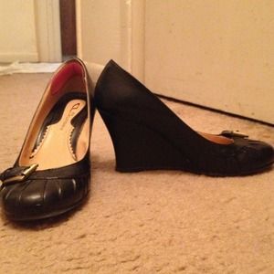 Chinese Laundry black wedge