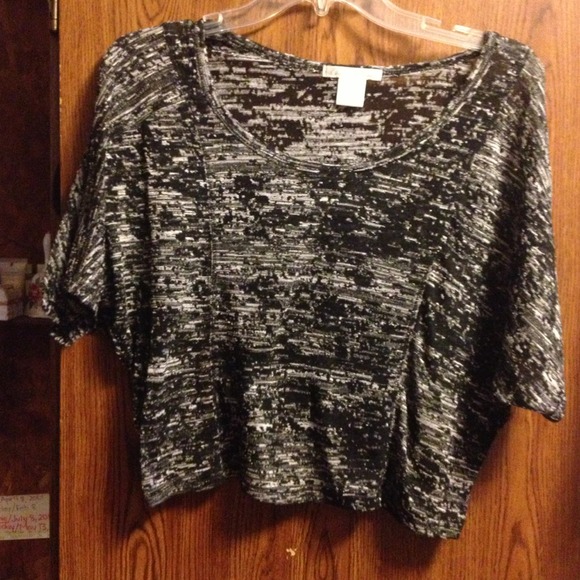 Charlotte Russe Cropped Black/beige top