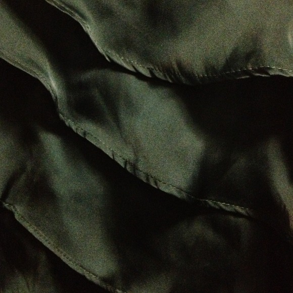 *SOLD**Forever 21 Ruffled Top - Picture 2 of 3