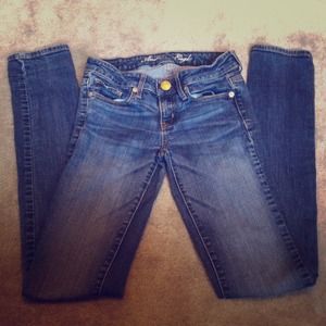 American Eagle Outfitters Skinny Jean