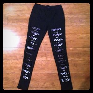 Forever 21 cut out animal print leggings